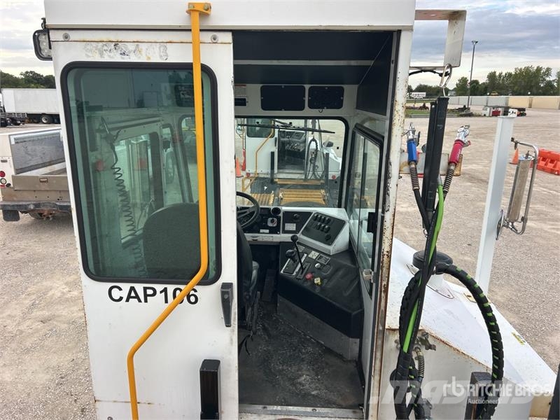 Capacity TJ5000 4x2 Spotter Truck Terminaalitraktorit