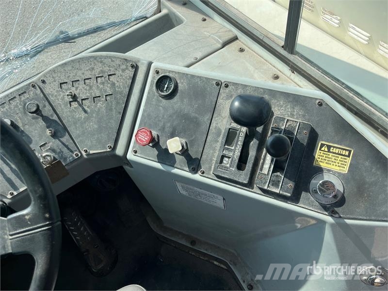 CARGOTEC 4x2 Spotter Truck (Inoperable) Terminaltrekkers
