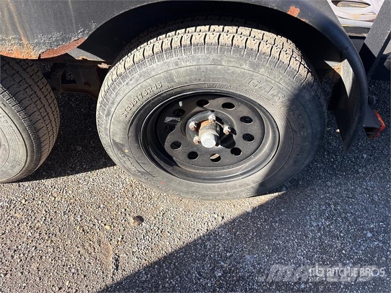 Carry-On 12 ft T/A Utility Trailer Druge prikolice