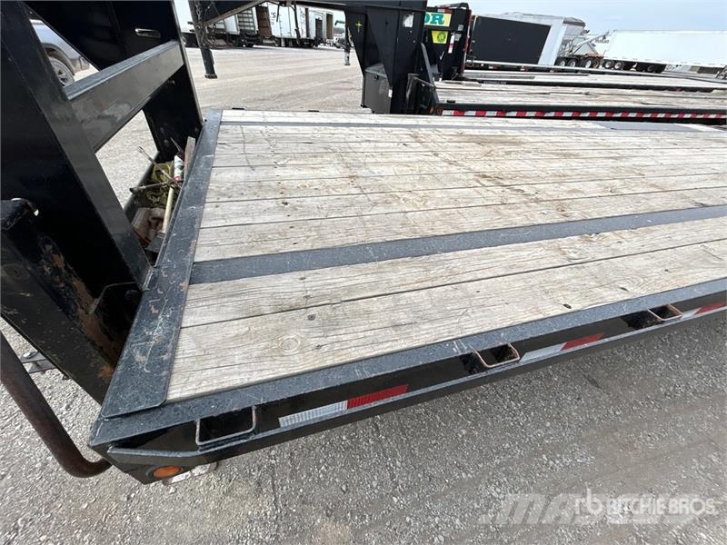  Carry-On 25 ft T/A Gooseneck Equipment Trailer Prikolice za prevoz vozil