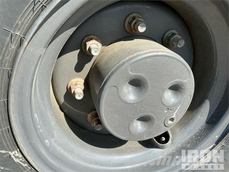 CASE 221F Radlader