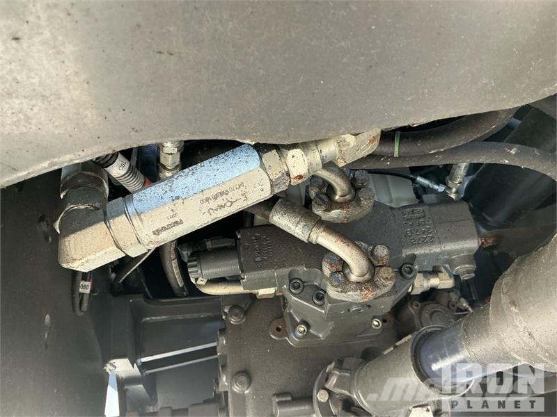 CASE 221F Radlader