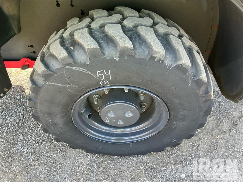 CASE 221F Radlader