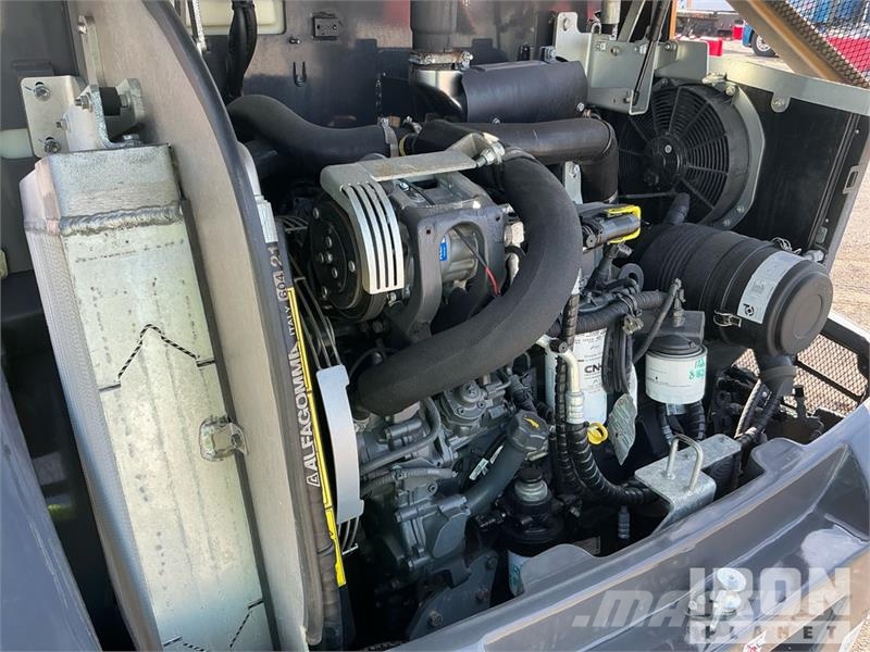 CASE 221F Radlader