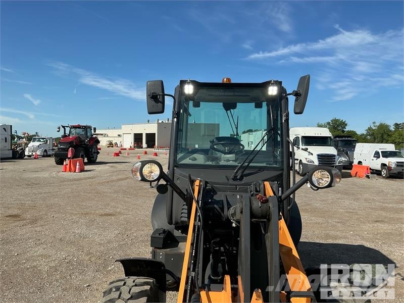 CASE 221F Radlader