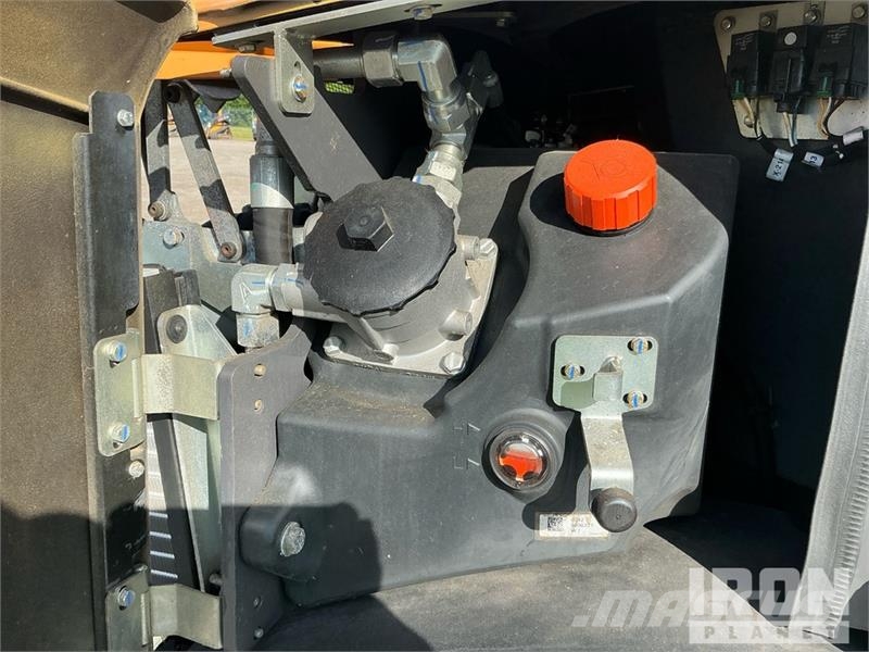 CASE 221F Radlader