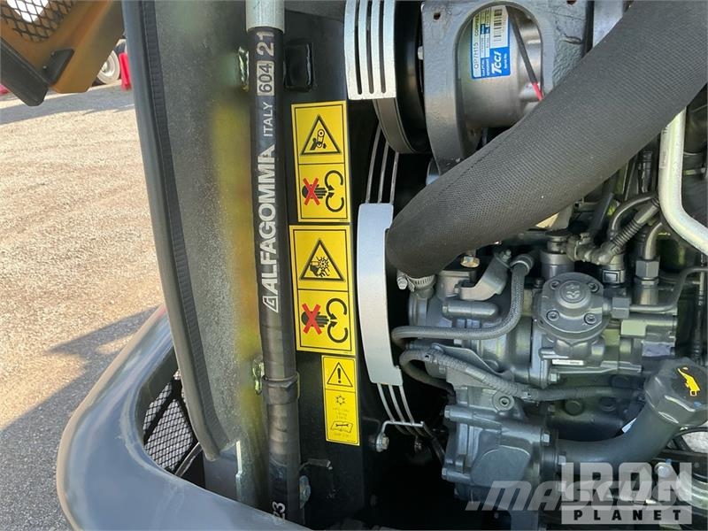 CASE 221F Radlader