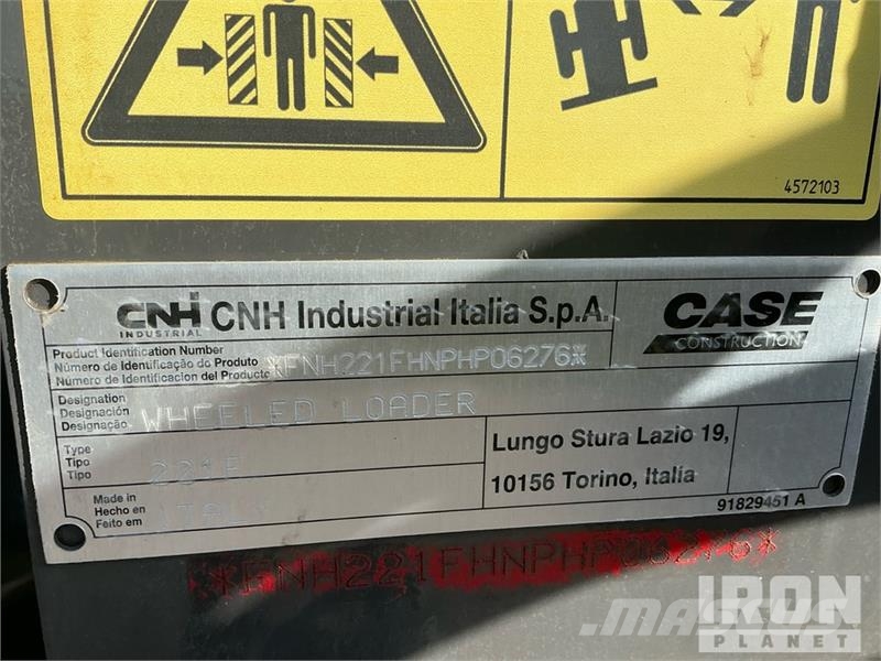 CASE 221F Radlader