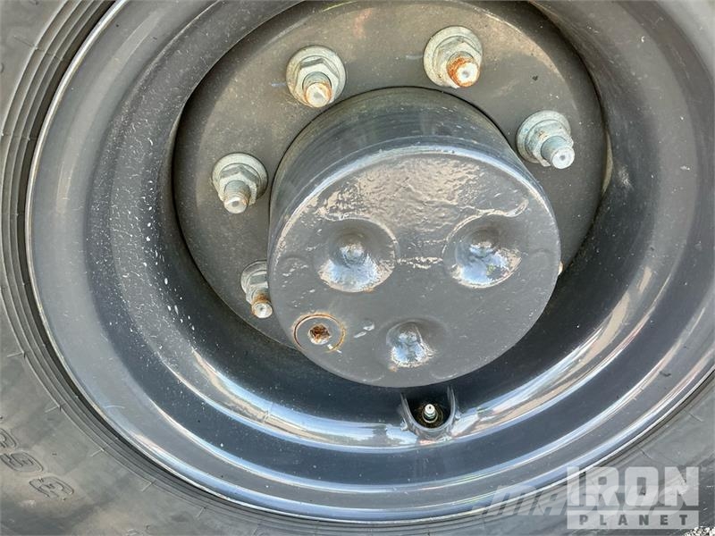 CASE 221F Radlader