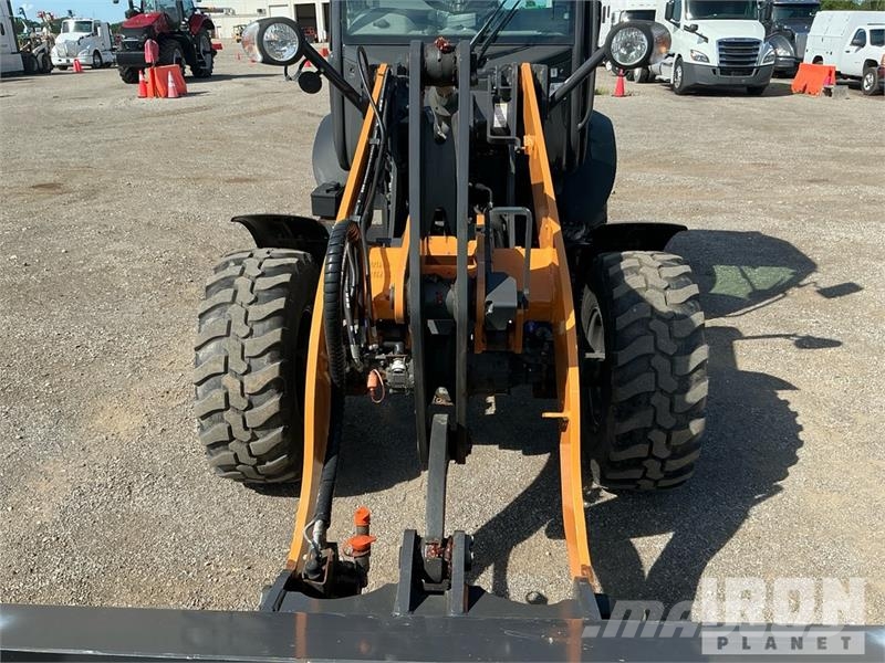 CASE 221F Radlader
