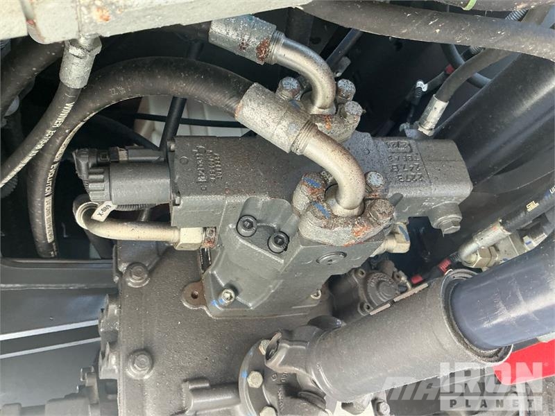 CASE 221F Radlader