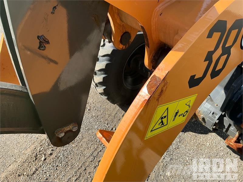CASE 221F Radlader