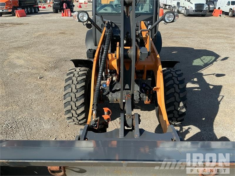 CASE 221F Radlader