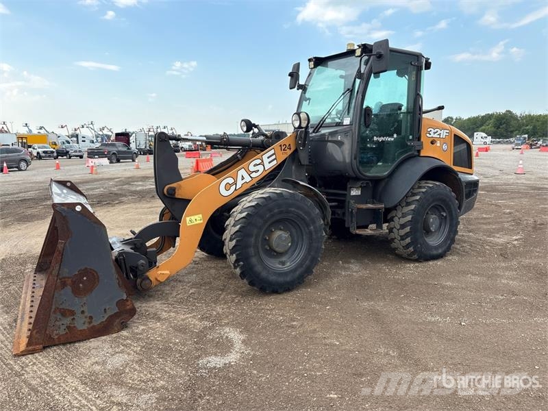 CASE 321F Radlader