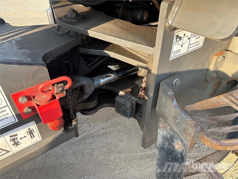 CASE 321F Radlader