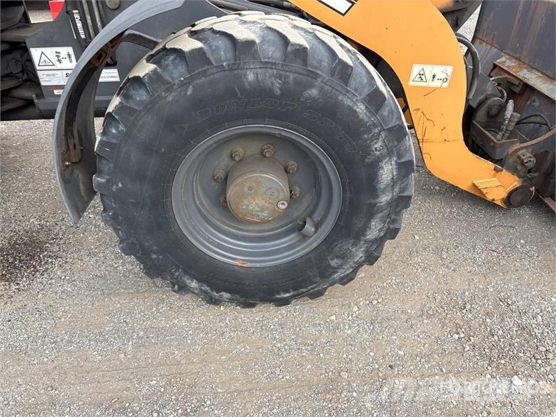 CASE 321F Radlader
