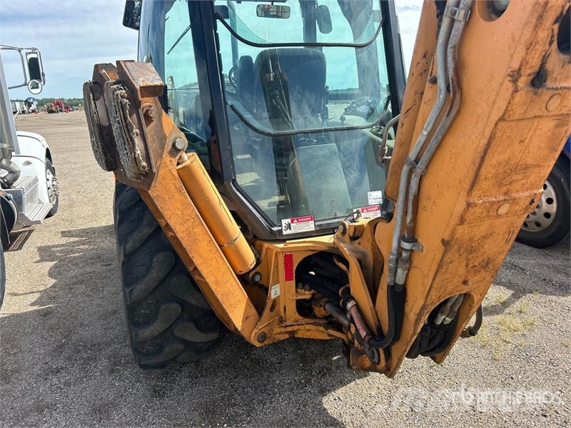 CASE 590 Super M Экскаваторы-погрузчики