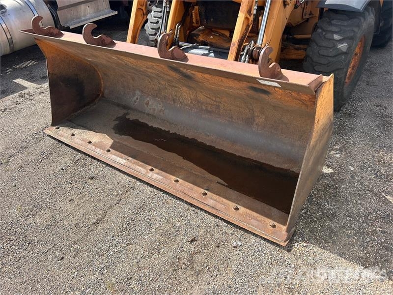 CASE 590 Super M Экскаваторы-погрузчики