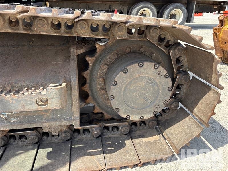 CASE CX145D SR Tracked Excavator Bagri goseničarji