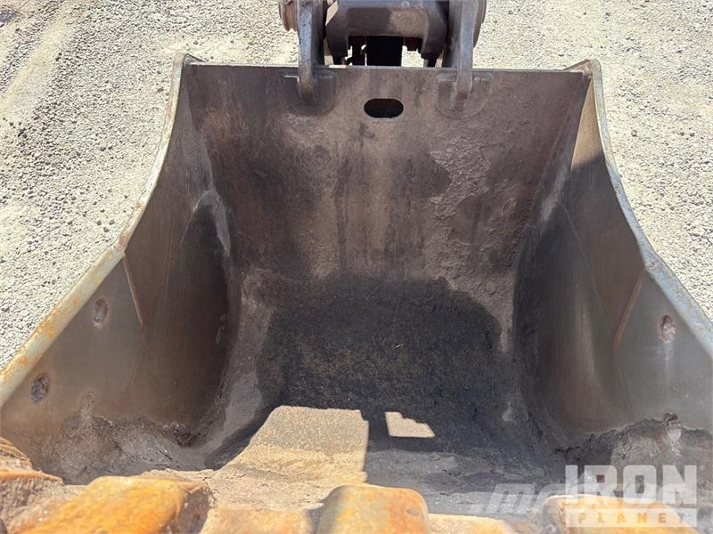 CASE CX145D SR Tracked Excavator Bagri goseničarji
