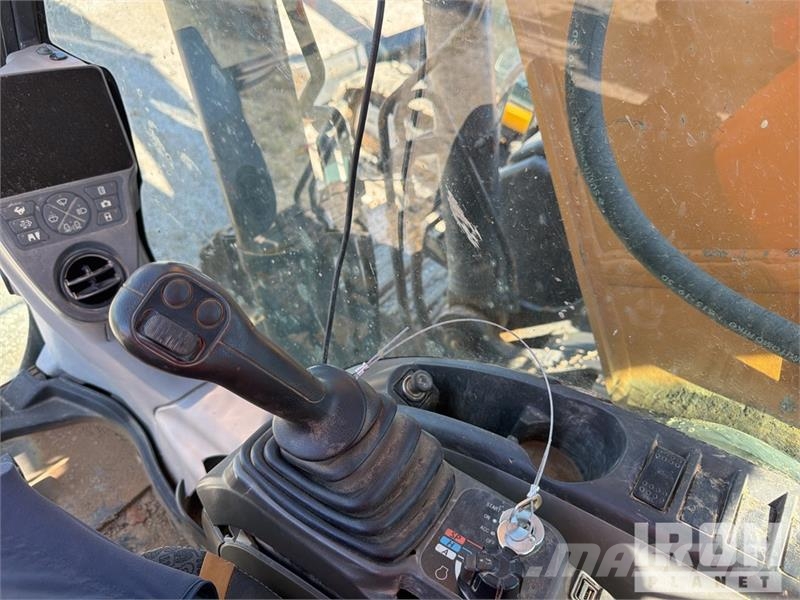 CASE CX160D Tracked Excavator 대형 굴삭기 29톤 이상