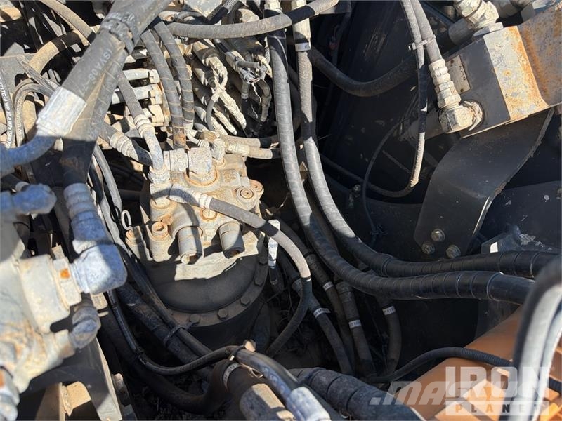 CASE CX160D Tracked Excavator 대형 굴삭기 29톤 이상