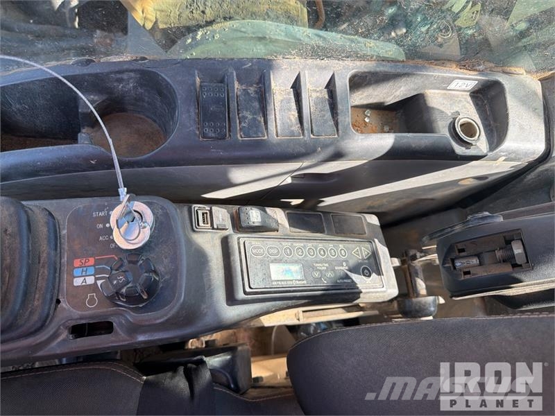 CASE CX160D Tracked Excavator 대형 굴삭기 29톤 이상