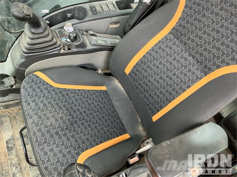 CASE CX210D Εκσκαφείς με ερπύστριες