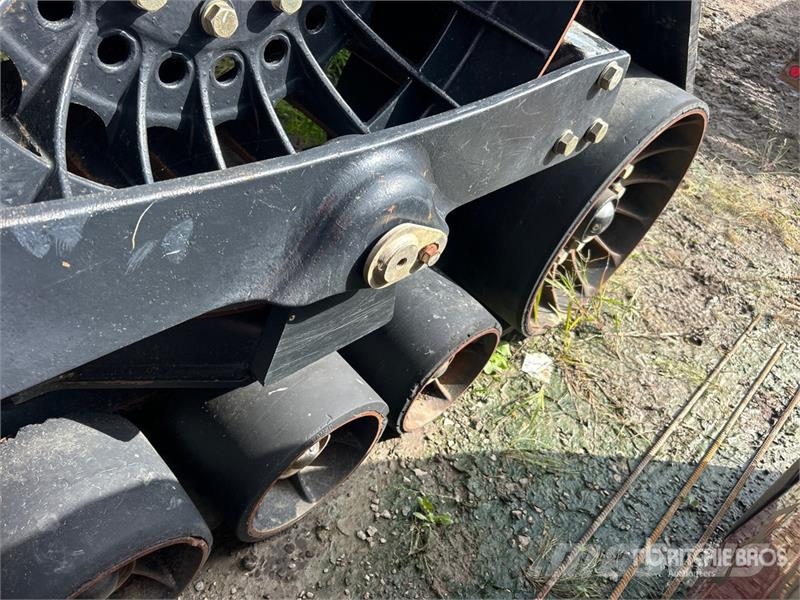 Case IH 580 Quadtrac Track Tractor (Inoperable) Трактори