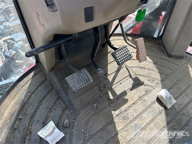 Case IH 580 Quadtrac Track Tractor (Inoperable) Трактори