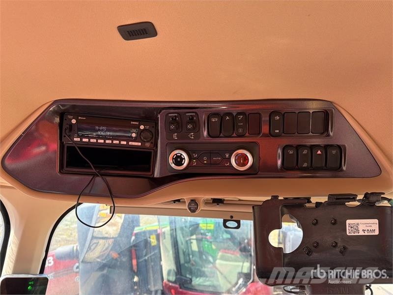 Case IH Magnum 280 4WD Tractor Tractors