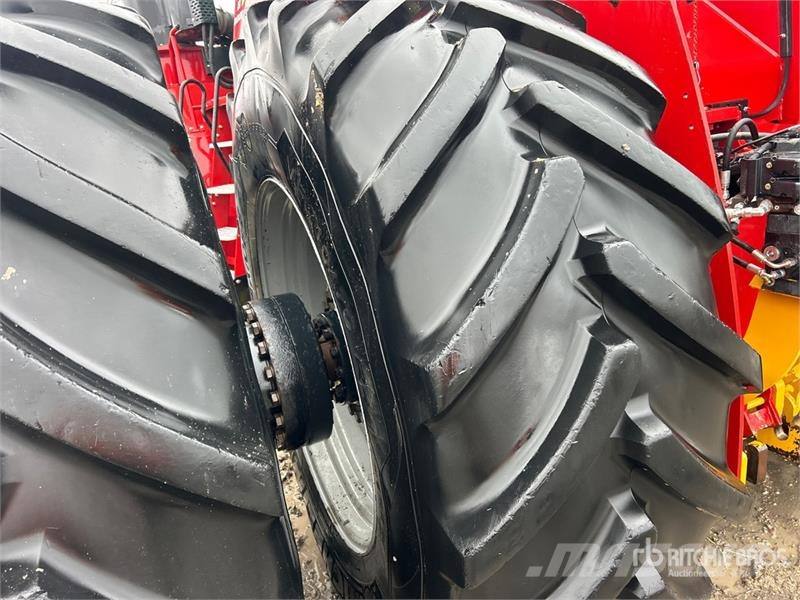 Case IH Steiger 645S Scraper Tractor Construcción - Otros