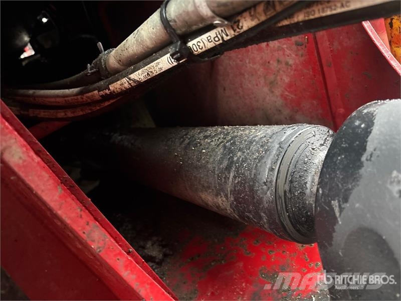 Case IH Steiger 645S Scraper Tractor معدات البناء - غير ذلك