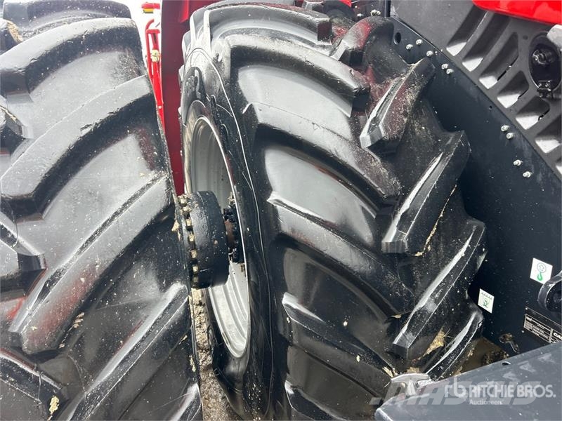 Case IH Steiger 645S Scraper Tractor Construcción - Otros