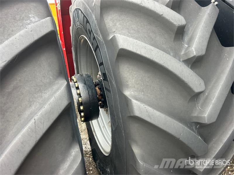 Case IH Steiger 645S Scraper Tractor Construção - Outros