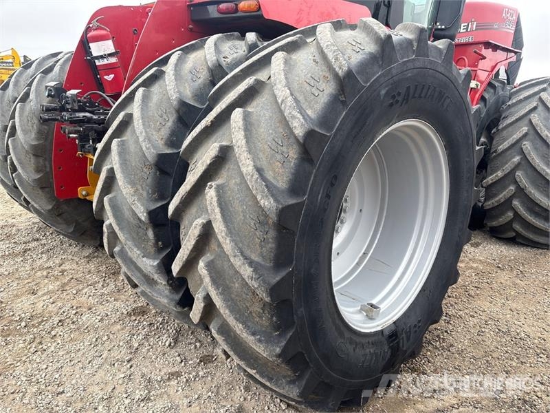 Case IH Steiger 645S Scraper Tractor Otros