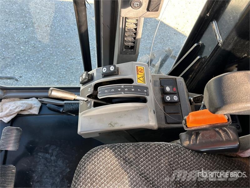 CAT 140 Motor Grader Greideri