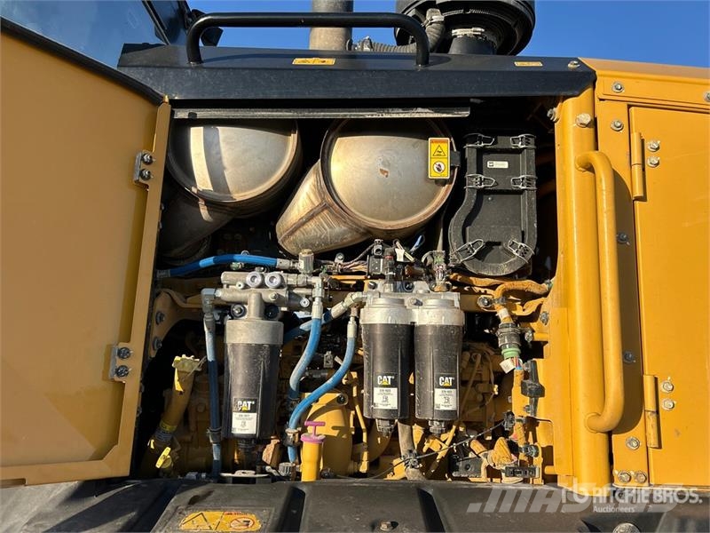 CAT 140 Motor Grader Gréderek
