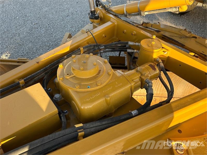 CAT 140 Motor Grader Gréderek