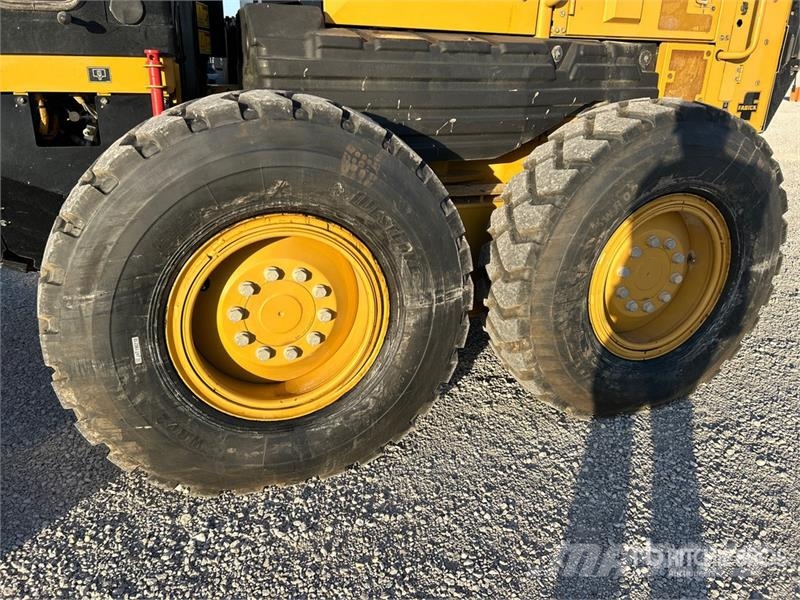 CAT 140 Motor Grader Gréderek