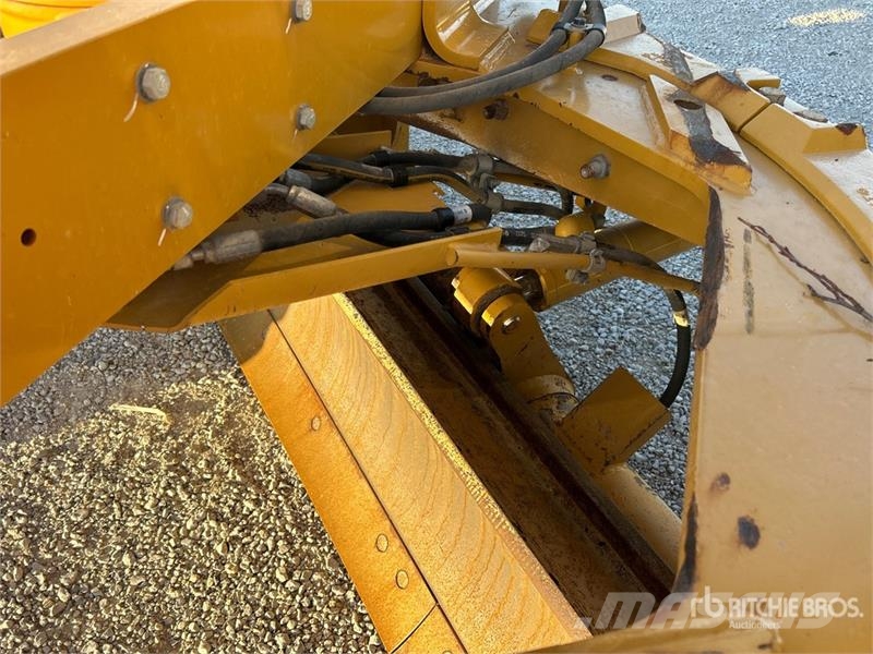 CAT 140 Motor Grader Gréderek