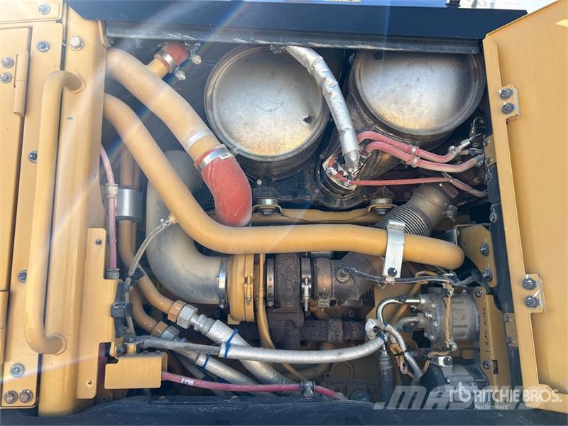 CAT 140 Motor Grader Greideri