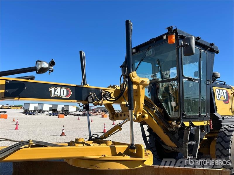 CAT 140 Motor Grader Greideri