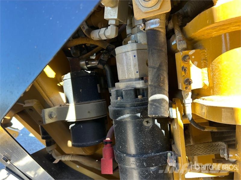 CAT 140 Motor Grader Greideri
