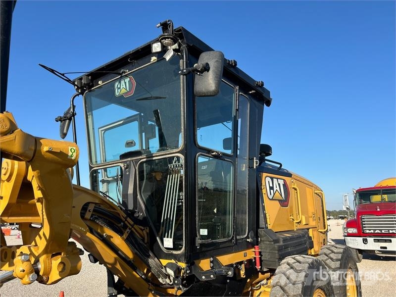 CAT 140 Motor Grader Gréderek