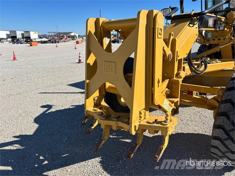CAT 140 Motor Grader Greideri