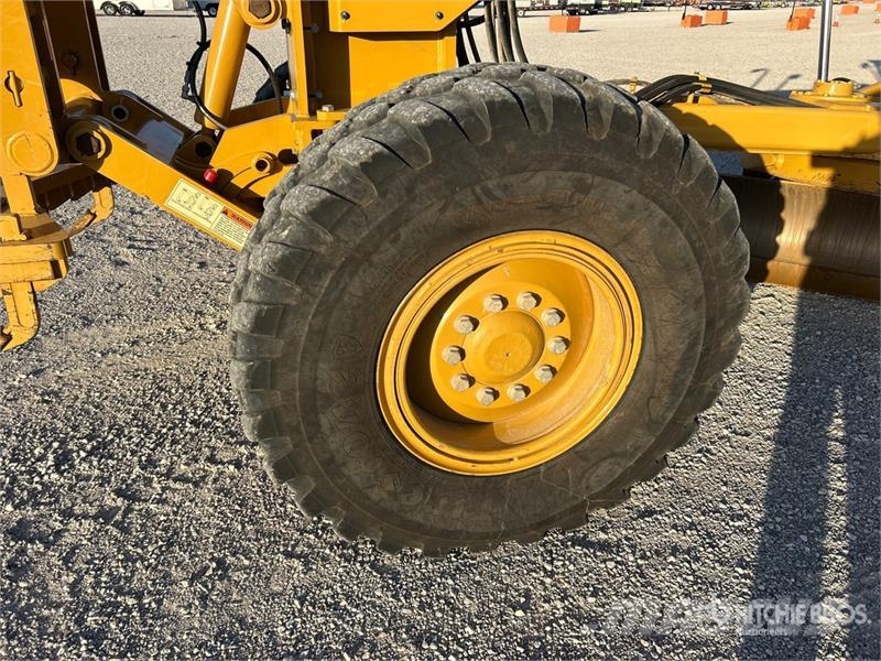 CAT 140 Motor Grader Gréderek