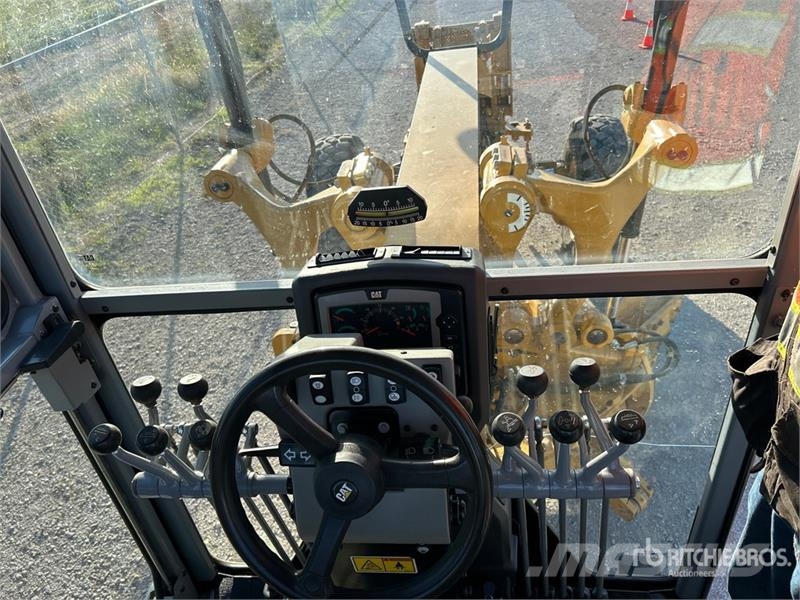 CAT 140 Motor Grader Gréderek