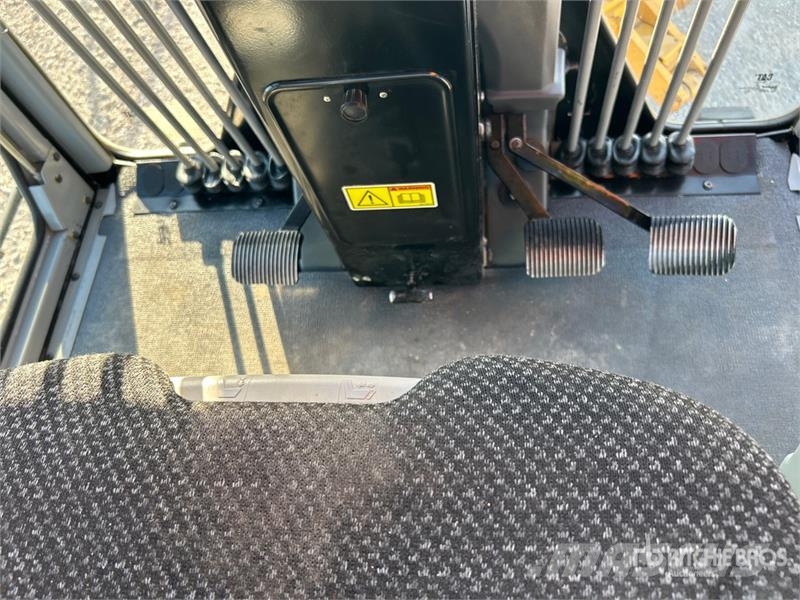 CAT 140 Motor Grader Gréderek