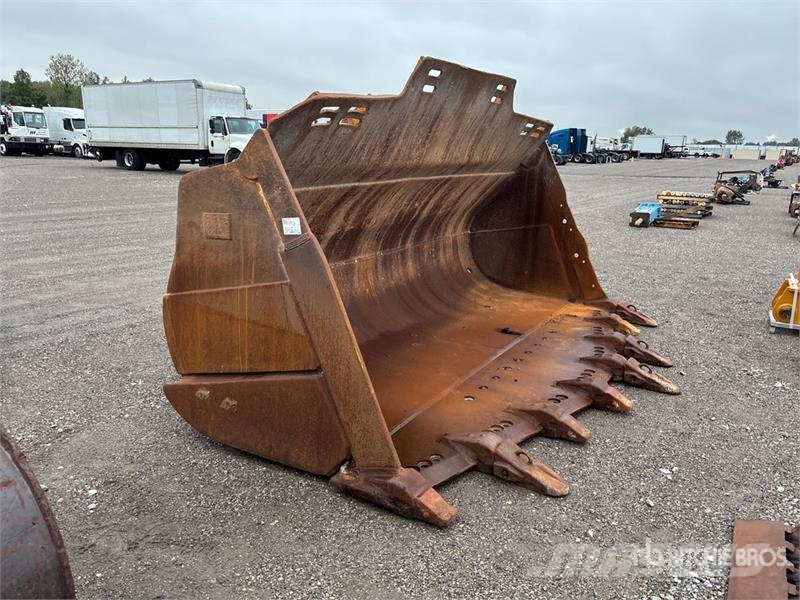 CAT 153 in Wheel Loader Bucket Buckets